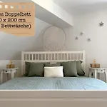 Apartamento Alte Schule Wittenberg, 3 Fuer Bis Zu 12 Personen, An Der Elbe, Mit Garten Wittenberg