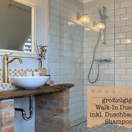 Apartament Alte Schule Wittenberg, 3 Fuer Bis Zu 12 Personen, An Der Elbe, Mit Garten Wittenberg