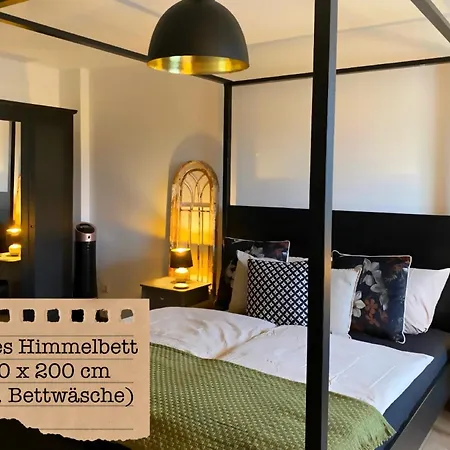 Alte Schule Wittenberg, 3 Fuer Bis Zu 12 Personen, An Der Elbe, Mit Garten Apartament