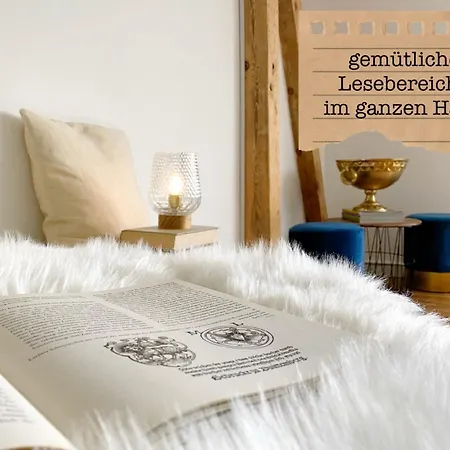 Alte Schule Wittenberg, 3 Fuer Bis Zu 12 Personen, An Der Elbe, Mit Garten Wittenberg