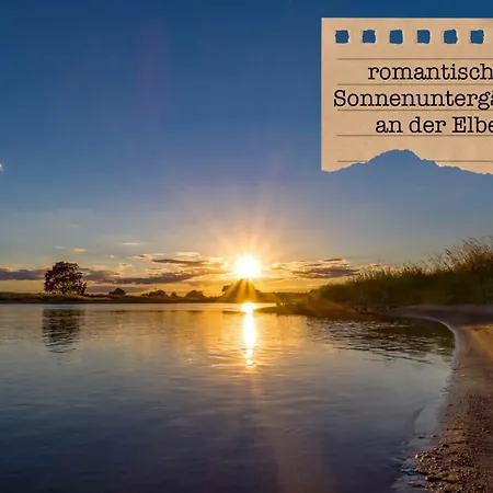 Alte Schule Wittenberg, 3 Fuer Bis Zu 12 Personen, An Der Elbe, Mit Garten Apartment *