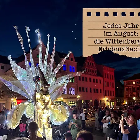 Alte Schule Wittenberg, 3 Fuer Bis Zu 12 Personen, An Der Elbe, Mit Garten