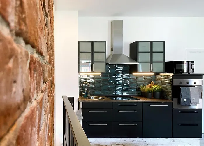 Daire Alte Schule Wittenberg, 3 Fuer Bis Zu 12 Personen, An Der Elbe, Mit Garten Wittenberg