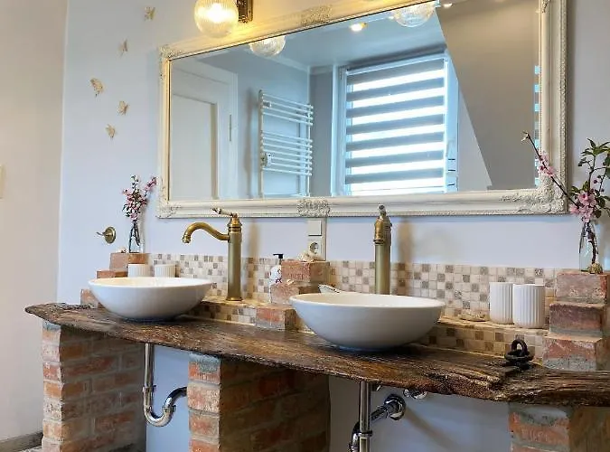 Alte Schule Wittenberg, 3 Fuer Bis Zu 12 Personen, An Der Elbe, Mit Garten Wittenberg