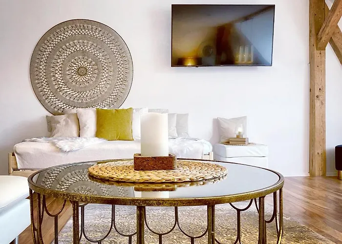 Apartmán Alte Schule Wittenberg, 3 Fuer Bis Zu 12 Personen, An Der Elbe, Mit Garten