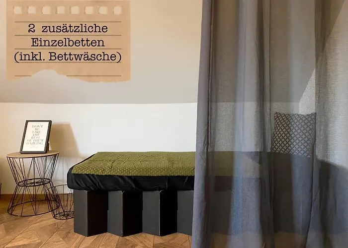 Apartmán Alte Schule Wittenberg, 3 Fuer Bis Zu 12 Personen, An Der Elbe, Mit Garten *