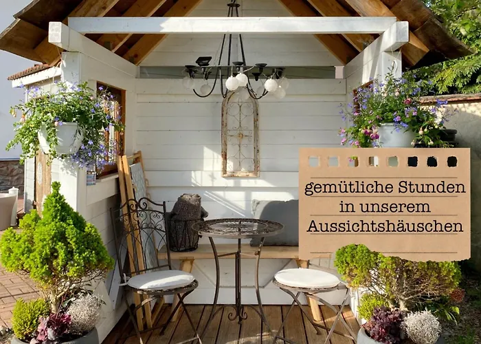 Apartmán Alte Schule Wittenberg, 3 Fuer Bis Zu 12 Personen, An Der Elbe, Mit Garten