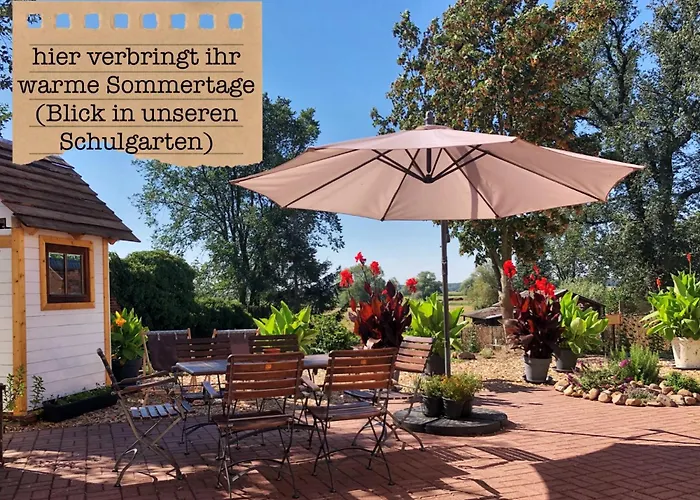 Apartmán Alte Schule Wittenberg, 3 Fuer Bis Zu 12 Personen, An Der Elbe, Mit Garten