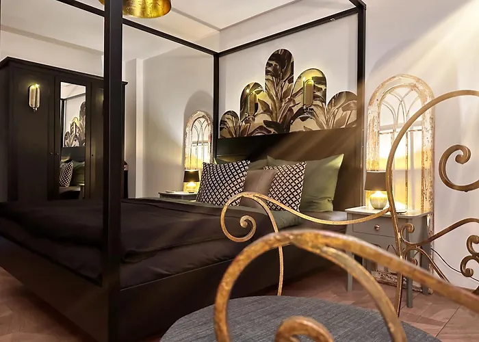 Alte Schule Wittenberg, 3 Fuer Bis Zu 12 Personen, An Der Elbe, Mit Garten Wittenberg